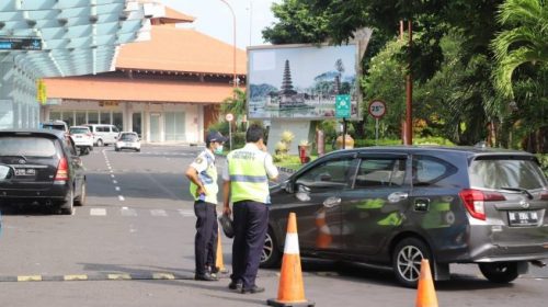 Bandara I Gusti Ngurah Rai Kembali Dibuka Ada Penerbangan Perdana