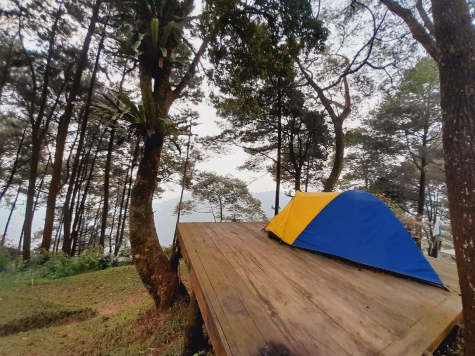 Review Puncak Langit Camping Ground Tempat Glamping Asik