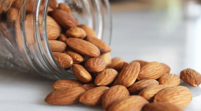 4 Manfaat Kacang Almond, Turunkan Kadar Kolesterol