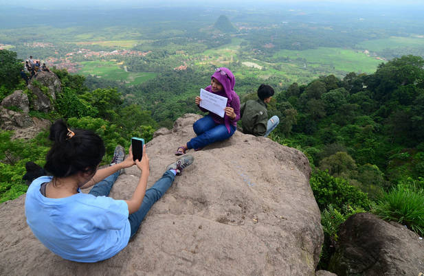Destinasi Wisata Alam Gunung Munara Rumpin Bogor Daily