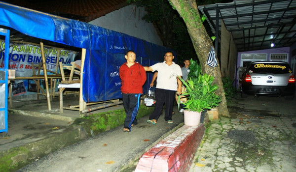 Memeras, Penyidik KPK Gadungan Diringkus di Bogor!!