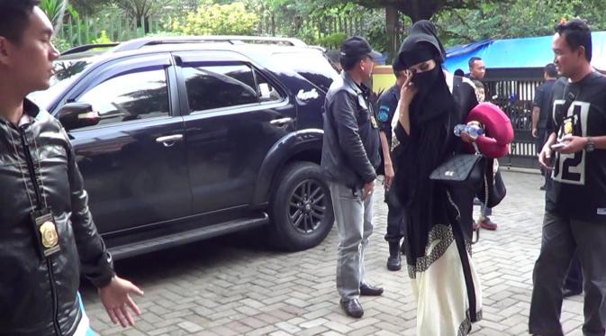 Nah Loh… 10 Pejabat Imigrasi Dinonaktifkan Gara-gara Razia WNA Arab di Puncak Bogor
