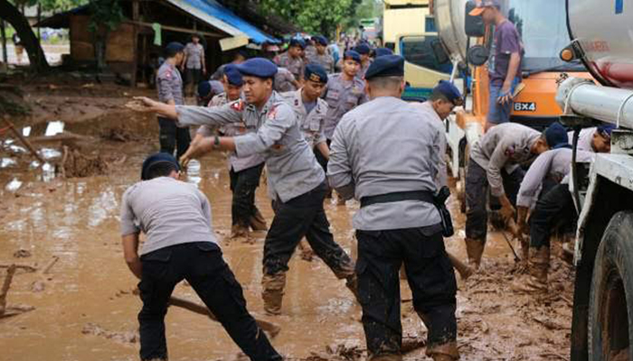 Tanah Bergerak dan Banjir Lumpur di Rumpin Bogor, Puluhan Kepala Keluarga Mengungsi