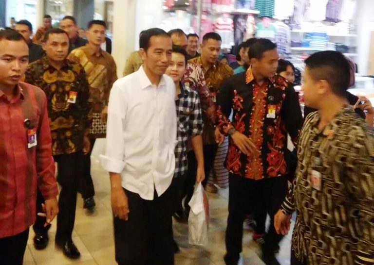 Video: Ini Kegaduhan Pengunjung Mall Botani Bogor Saat Jokowi Mendadak Nongol