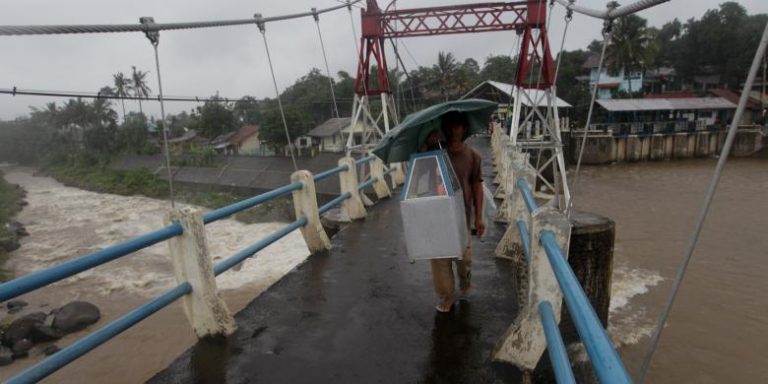 Bogor Diguyur Hujan Seharian, Bendung Katulampa Masih Normal