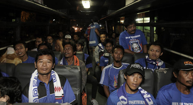Ribuan Aremania Diangkut dengan 21 Bus dari Malang ke Bogor