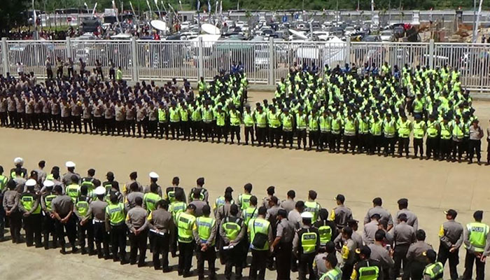 Ramai Bentrokan Sopir, 1.250 Polisi Siaga di Stadion Pakansari