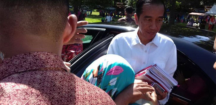 Bikin Kaget, Jokowi Nongol di Tengah Peserta Aksera di KRB