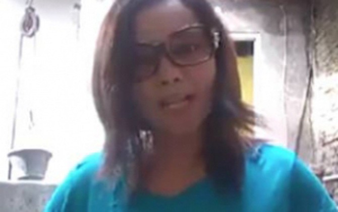 Video: Emak Ini Berani Potong Payudara Kalau Anies Menang
