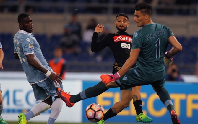 Menang Atas Lazio, Napoli Pepet AS Roma