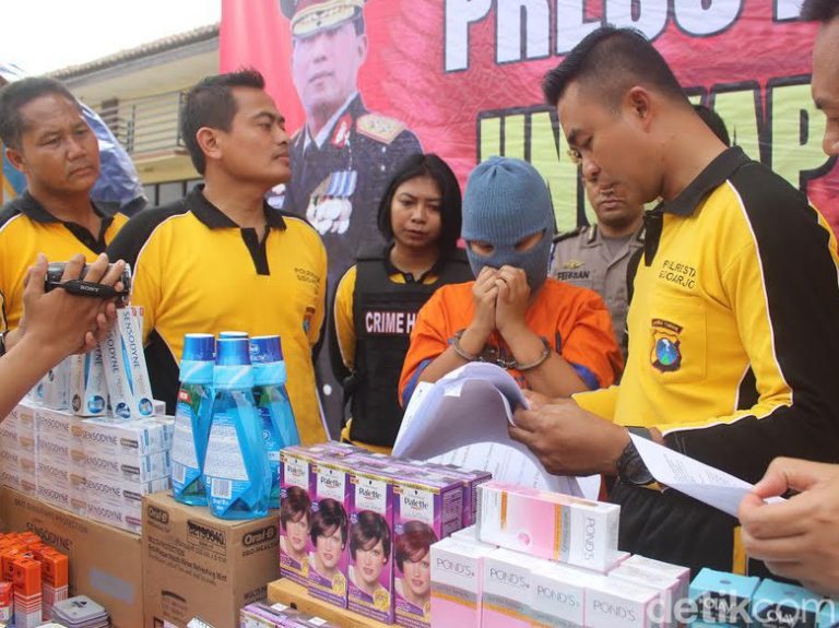 Awas! Kosmetik Kadaluarsa via Online Dijual ke Bogor