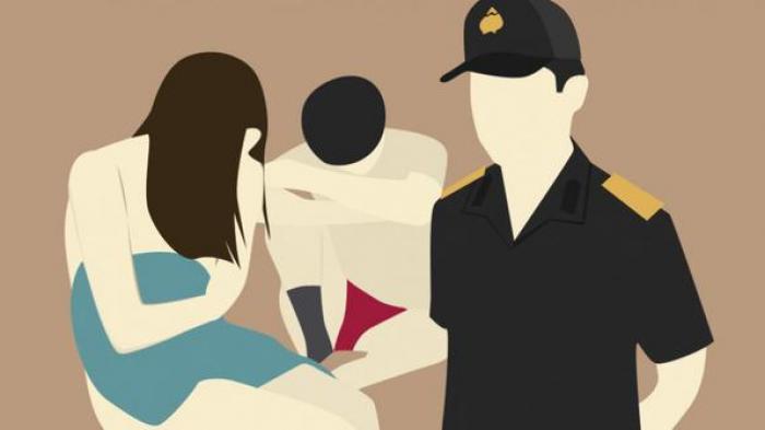 Kepergok Selingkuh, Istri Polisi Ngacir Pakai Pakaian Dalam