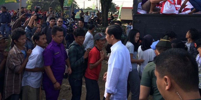 Jokowi bagi-bagi Sembako di Bogor, Nih Lokasinya
