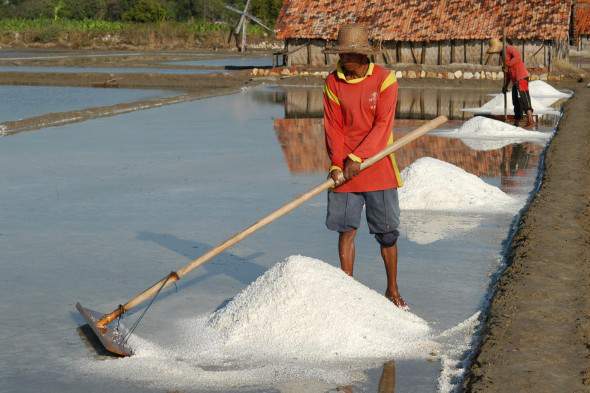 Disperindag Curiga Ada Penimbunan Garam di Bogor