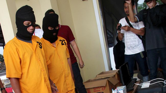 Penusuk Saksi Ahli Habib Rizieq Ditangkap di Depok