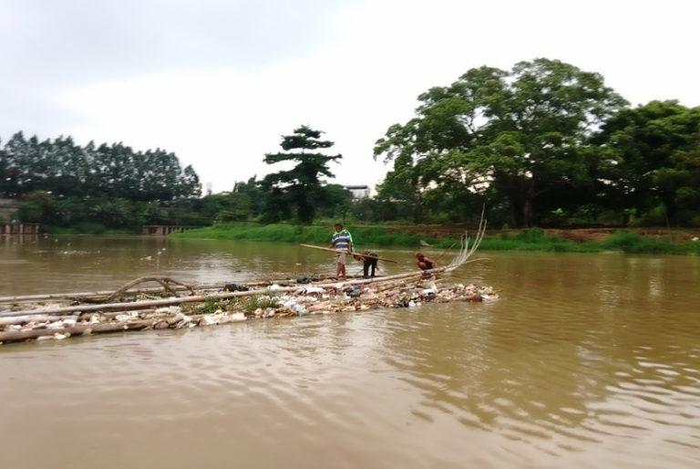 Dua Hari Hanyut, Tiga Pelajar Tewas di Sungai Cisadane