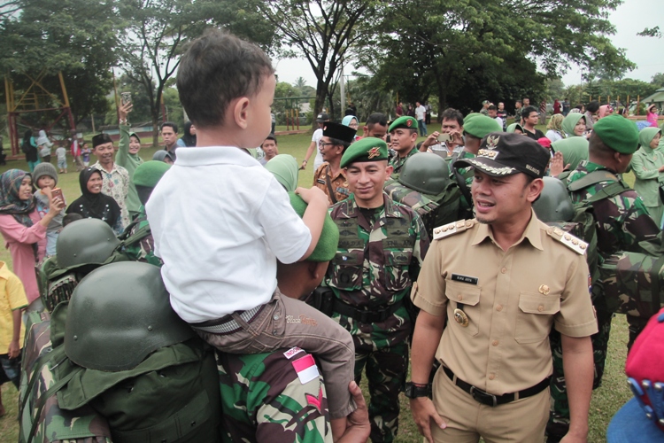 Dikirim ke Papua Nugini, Pelepasan 450 Tentara Bogor Bikin Haru