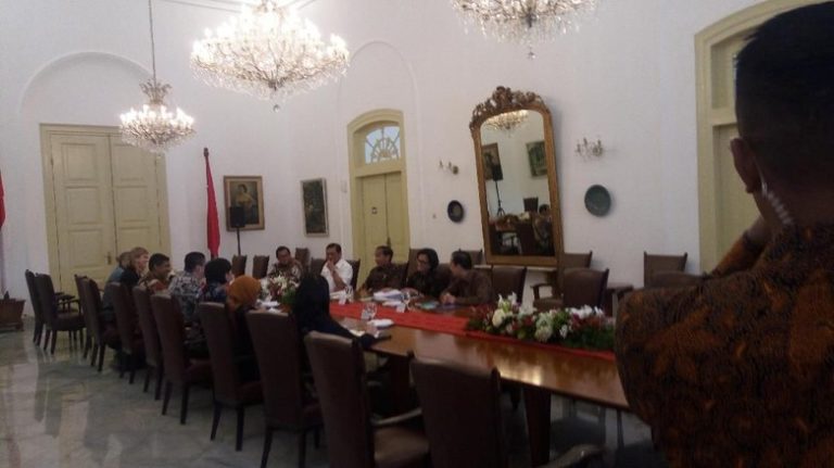 Perwakilan Bank Dunia Disambut Jokowi di Istana Bogor