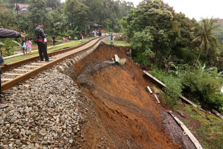 Mulai Hari Ini, Jalur Kereta Bogor-Sukabumi Normal Lagi