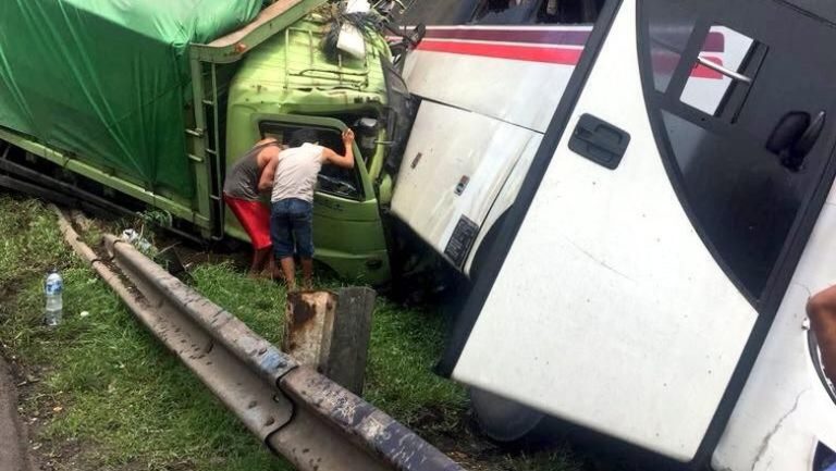 Begini Nasib 17 Korban Kecelakaan Bus-Truk di Tol Cikampek