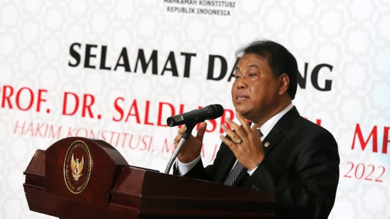 Arief Hidayat Tinggalkan Jabatan Ketua MK