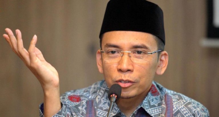 TGB di Barisan Timses Jokowi