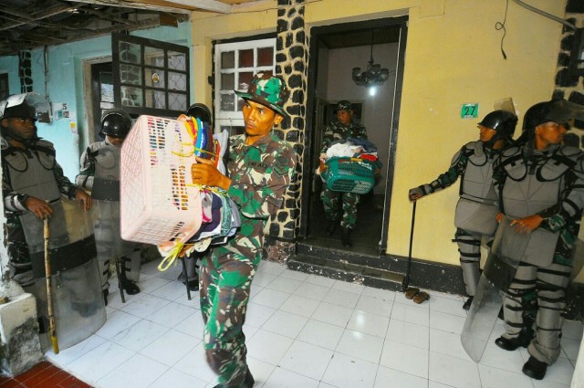 Ini Penampakan saat Penertiban Tujuh Rumah Dinas TNI AD