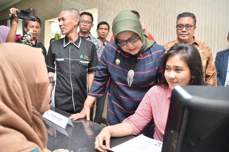 Tekan Angka Pngangguran, Disnaker Luncurkan Bogor Career Center