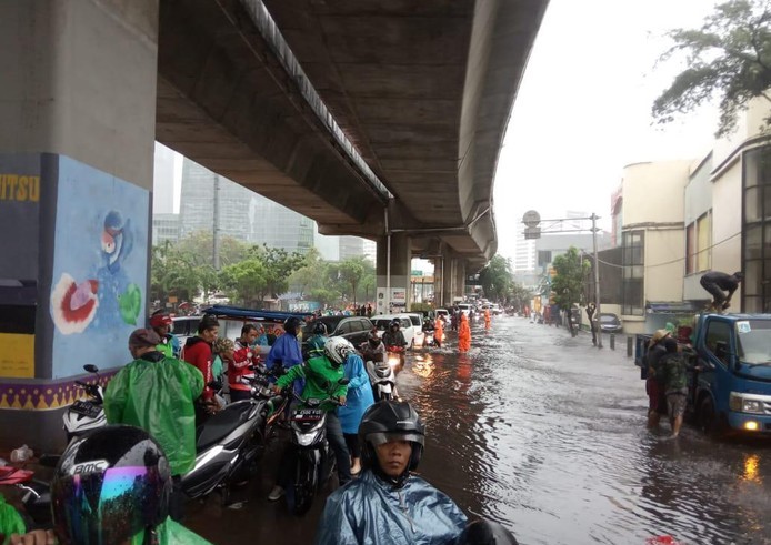 PDIP Nilai Anies Kurang Mampu Atasi Banjir