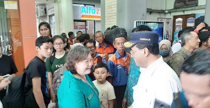 Menhub Meminta Pelayanan Angkutan Penumpang dan Barang 2020 Ditingkatkan