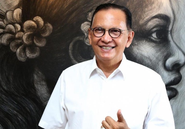 Usai Banjir Roy Marten Langsung Bunuh 4 Ular yang Ditemukan