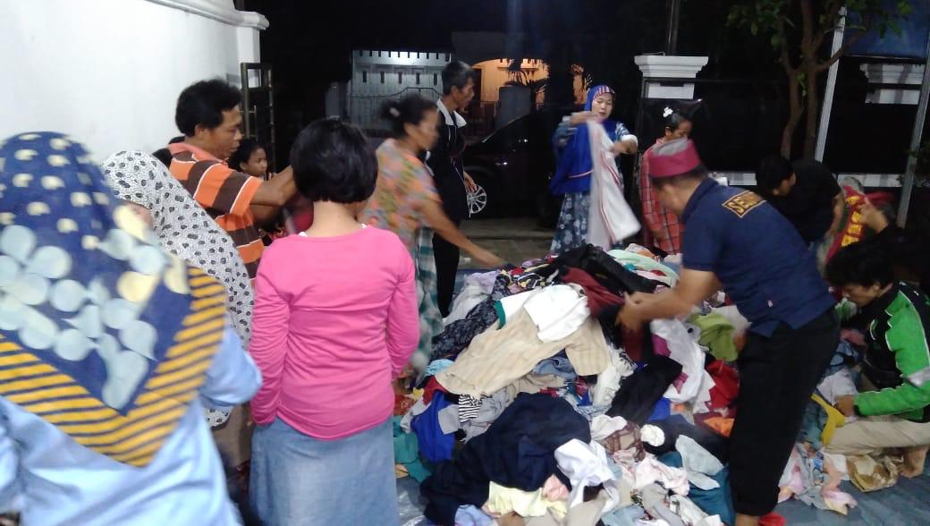 Relawan Nasdem Kota Bogor Gelar Bazar Untuk Korban Bencana