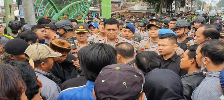 Kapolda Turun Tangan Lerai Bentrok Ormas di Sukabumi