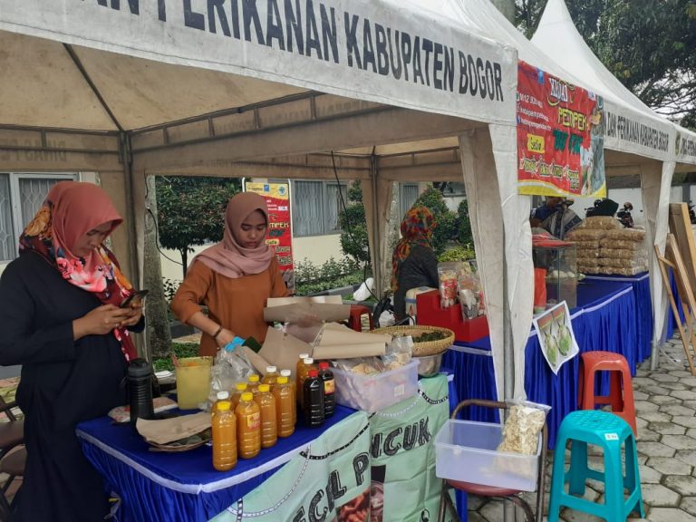 Sebanyak 22 Pelaku UMKM Ikuti Bazar Diskanak Kabupaten Bogor