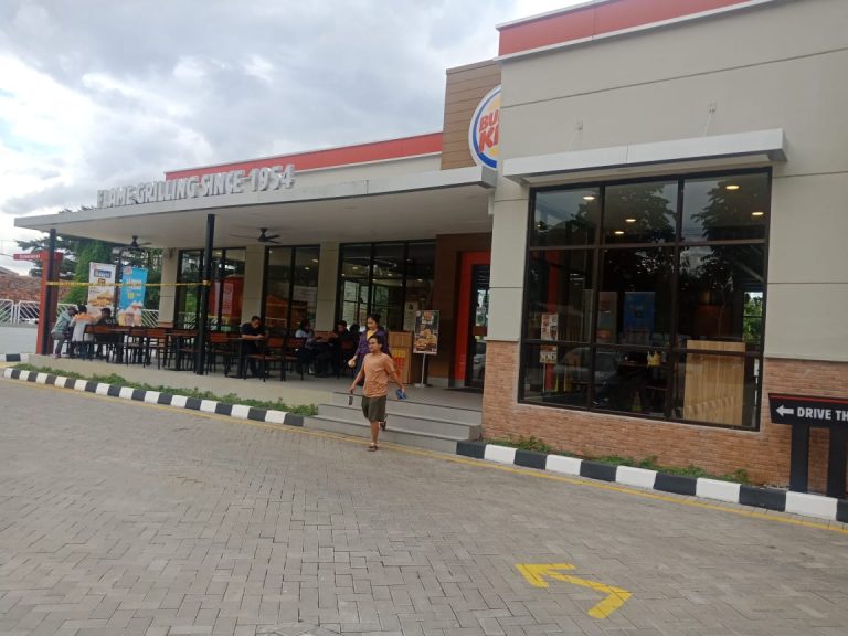 Kasus Burger King Bodong, PN Cibinong Hanya Melakukan Denda Rp10 Juta Rupiah