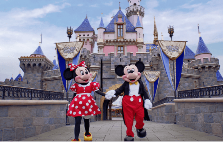 Ada Investor Tertarik Bangun Disneyland di Jakarta