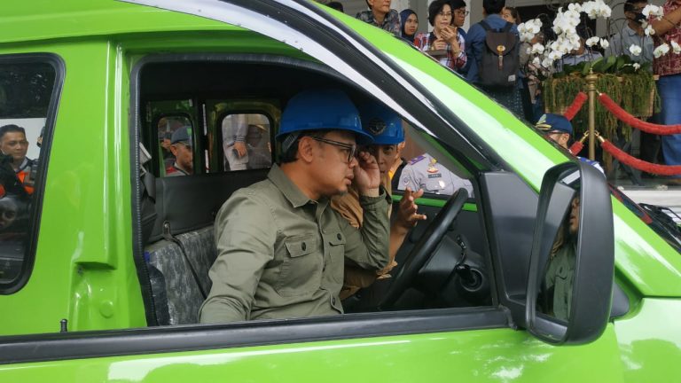 Bima Arya Akan ‘Hancurkan’ 635 Angkot di Kota Bogor