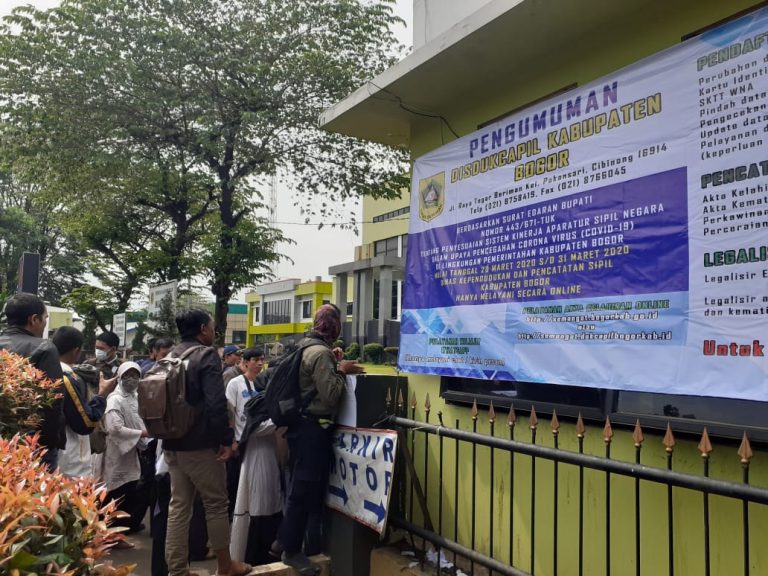 Masyarakat Tidak Tahu Ada Layanan WA di Disdukcapil Kabupaten Bogor