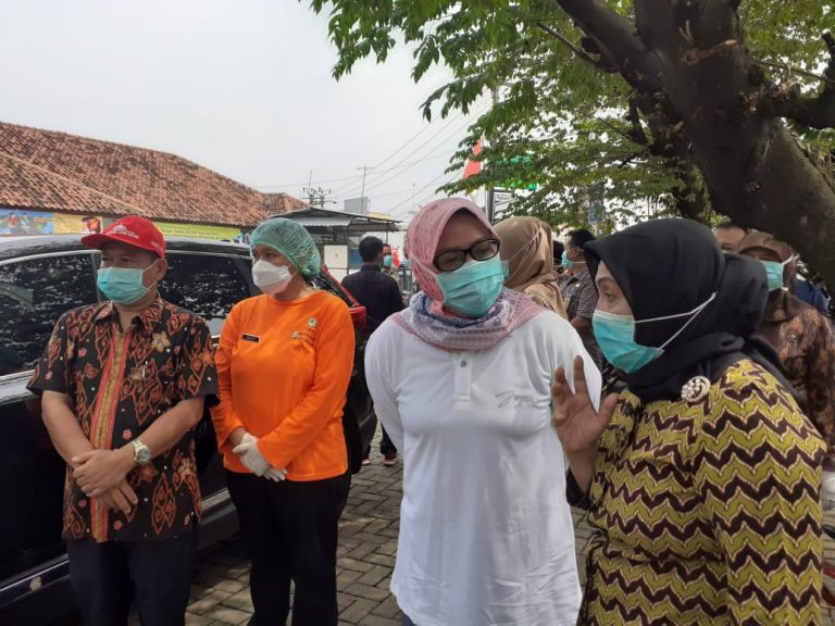 70 Warga ODP dan ODR di Kelurahan Karadenan, Cibinong Dites Korona