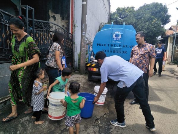 Perumda Tirta Pakuan Kota Bogor Ganti Pipa Baru di Kelurahan Baranangsiang