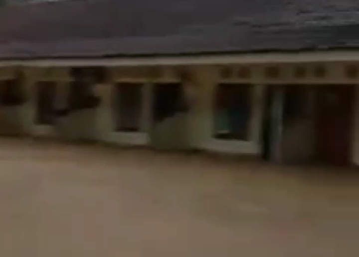 Bogor Diterjang Banjir, Puluhan Rumah Terendam. Ini Videonya!