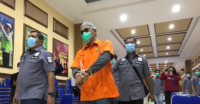 Terjerat Kasus Narkoba Lagi, Tio Pakusadewo Unggah Foto Ini di Instagram