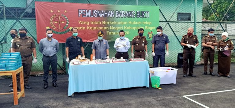 Kejari Kabupaten Bogor Bakar Narkotika