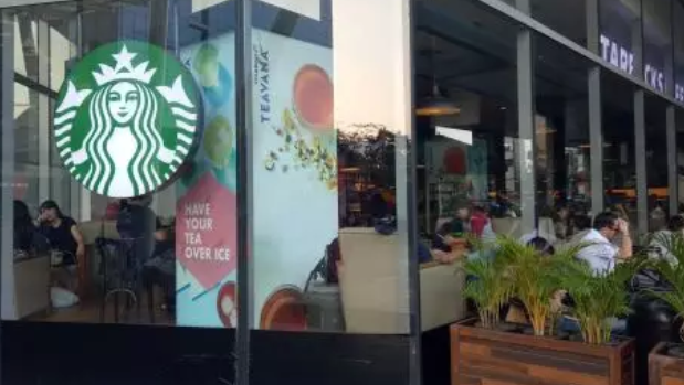 Kurang Ajar! Video Pegawai Starbucks Intip Payudara Pengunjung Lewat CCTV Beredar