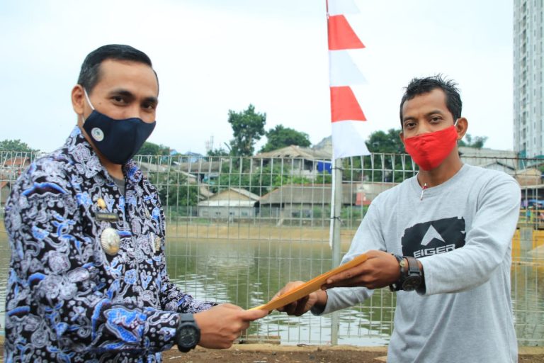 Jiwa Petarung Camat Marse Monitoring Ketat Wilayah Lawan Corona