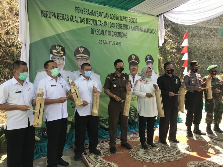 Pemkab Resmikan Kampung Aman Covid-19 di Kampung Tambakan