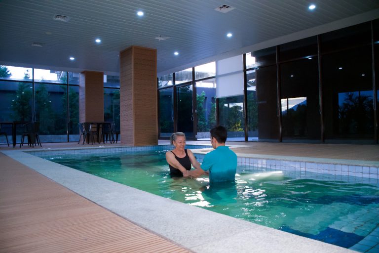 Pool Therapy/Hydrotherapy/Terapi Air di Bogor Senior Hospital