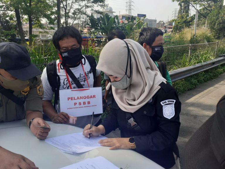 Sejam Operasi Masker,  Satpol PP Kab. Bogor Tindak 21 Pelanggar di Ciawi