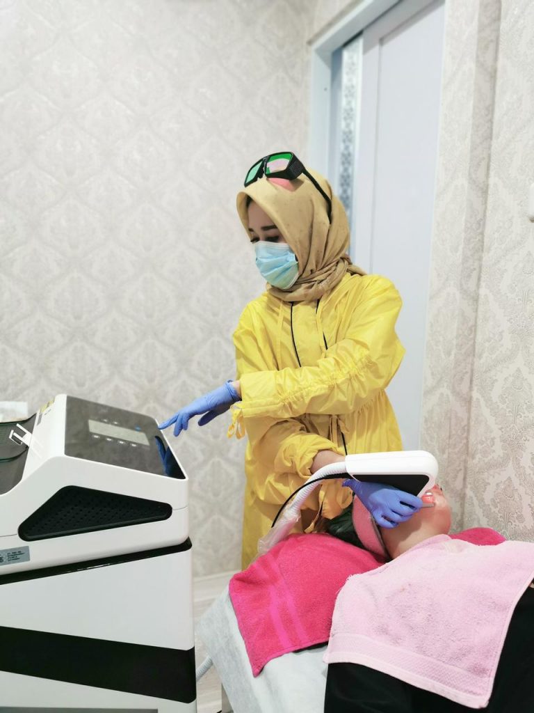 AHA Clinic, Menjaga Kecantikan dengan Protokol Kesehatan yang Lengkap dan Aman