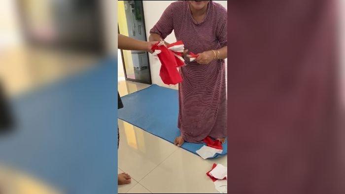 Emak emak Penggunting Bendera Ditahan Polres Sumedang